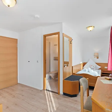 Otel Garni Traube Friedrichshafen