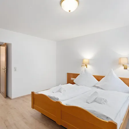 Garni Traube ホテル *