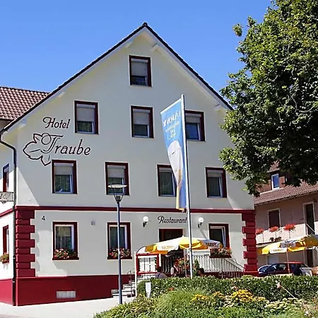 Hotel Traube *