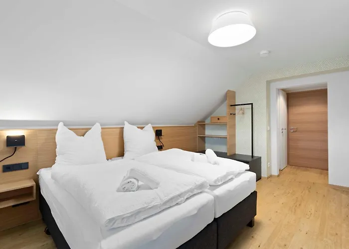 Garni Traube Hotel *