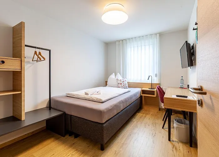 Garni Traube * Friedrichshafen