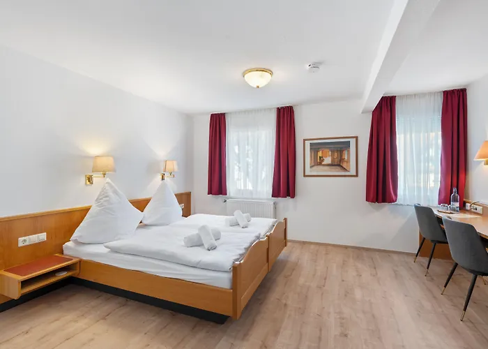 Garni Traube Hotel *